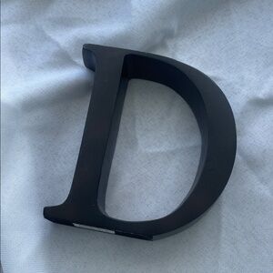 Kohl's distressed look Rust  Decorative Letter D